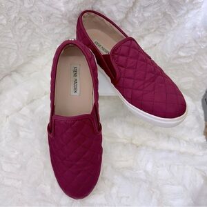 Steve Madden Women's Maroon Quilted Slip-On Sneakers Size 9 Excellent Condition